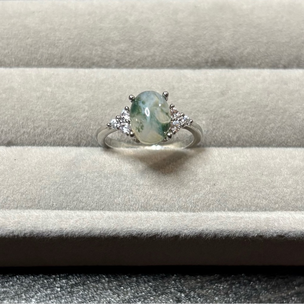 Elegant Natural Moss Agate 9x7mm in Sterling Silver Ring size 7